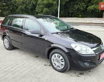 Черный Опель Астра, объемом двигателя 1.6 л и пробегом 209 тыс. км за 5850 $, фото 4 на Automoto.ua