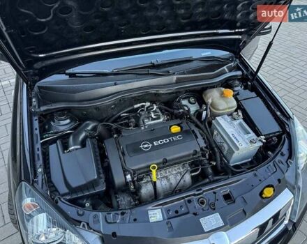 Черный Опель Астра, объемом двигателя 1.6 л и пробегом 160 тыс. км за 6200 $, фото 10 на Automoto.ua