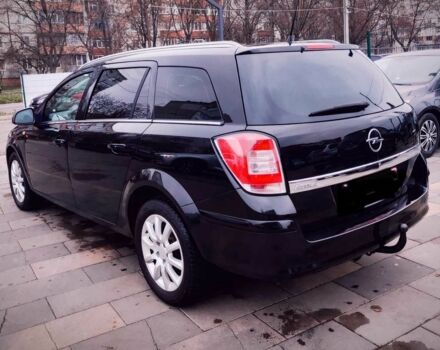 Черный Опель Астра, объемом двигателя 1.6 л и пробегом 230 тыс. км за 6300 $, фото 3 на Automoto.ua