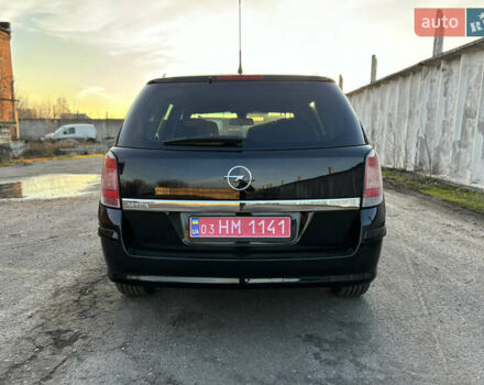 Черный Опель Астра, объемом двигателя 1.6 л и пробегом 217 тыс. км за 6200 $, фото 5 на Automoto.ua