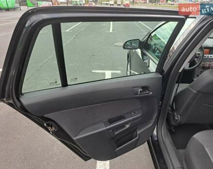 Черный Опель Астра, объемом двигателя 1.6 л и пробегом 212 тыс. км за 5200 $, фото 27 на Automoto.ua