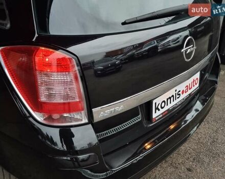 Черный Опель Астра, объемом двигателя 1.6 л и пробегом 247 тыс. км за 6299 $, фото 34 на Automoto.ua