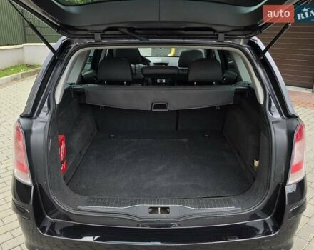 Черный Опель Астра, объемом двигателя 1.7 л и пробегом 224 тыс. км за 5599 $, фото 29 на Automoto.ua