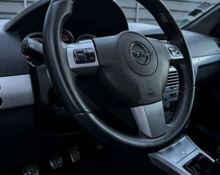 Черный Опель Астра, объемом двигателя 1.6 л и пробегом 160 тыс. км за 6200 $, фото 52 на Automoto.ua