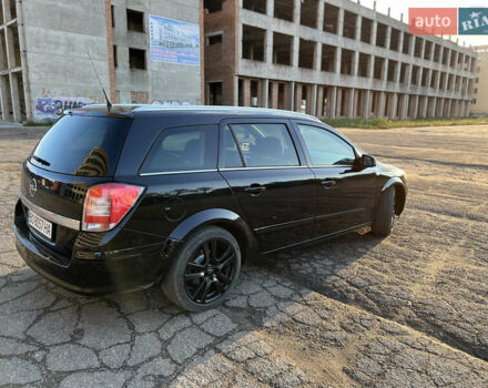 Опель Астра 2009 в Тернополе на Automoto.ua Черный Опель Астра, объемом двигателя 1.6 л и пробегом 261 тыс. км за 5600 $, фото 6 на Automoto.ua