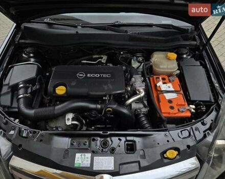 Черный Опель Астра, объемом двигателя 1.7 л и пробегом 224 тыс. км за 5599 $, фото 37 на Automoto.ua