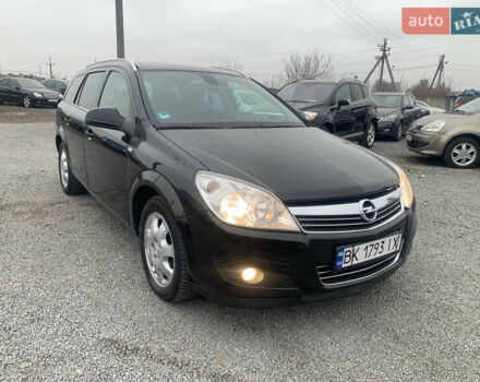 Черный Опель Астра, объемом двигателя 1.6 л и пробегом 232 тыс. км за 5500 $, фото 3 на Automoto.ua