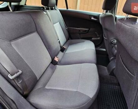 Черный Опель Астра, объемом двигателя 1.6 л и пробегом 238 тыс. км за 6299 $, фото 52 на Automoto.ua