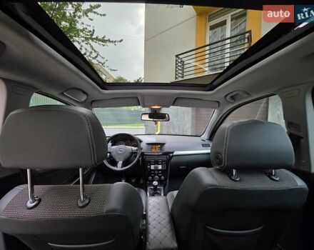 Черный Опель Астра, объемом двигателя 1.7 л и пробегом 224 тыс. км за 5599 $, фото 27 на Automoto.ua