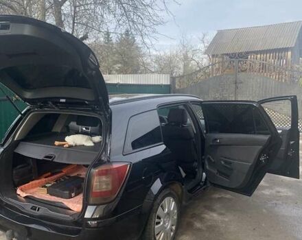 Черный Опель Астра, объемом двигателя 1.69 л и пробегом 250 тыс. км за 6500 $, фото 2 на Automoto.ua