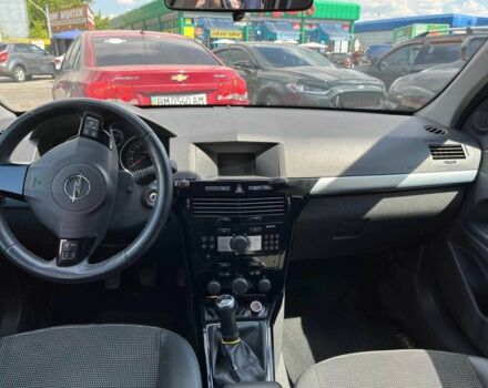 Опель Астра 2009 в Овруче на Automoto.ua Черный Опель Астра, объемом двигателя 1.7 л и пробегом 256 тыс. км за 5800 $, фото 1 на Automoto.ua