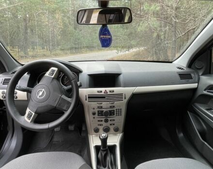 Чорний Опель Астра, об'ємом двигуна 1.6 л та пробігом 191 тис. км за 6100 $, фото 4 на Automoto.ua