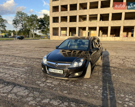Опель Астра 2009 в Тернополе на Automoto.ua Черный Опель Астра, объемом двигателя 1.6 л и пробегом 261 тыс. км за 5600 $, фото 1 на Automoto.ua