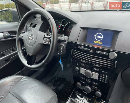 Чорний Опель Астра, об'ємом двигуна 1.6 л та пробігом 243 тис. км за 5950 $, фото 23 на Automoto.ua