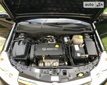 Черный Опель Астра, объемом двигателя 1.6 л и пробегом 210 тыс. км за 5999 $, фото 30 на Automoto.ua