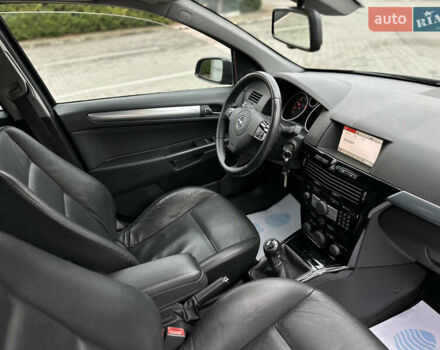 Чорний Опель Астра, об'ємом двигуна 1.6 л та пробігом 207 тис. км за 6200 $, фото 22 на Automoto.ua