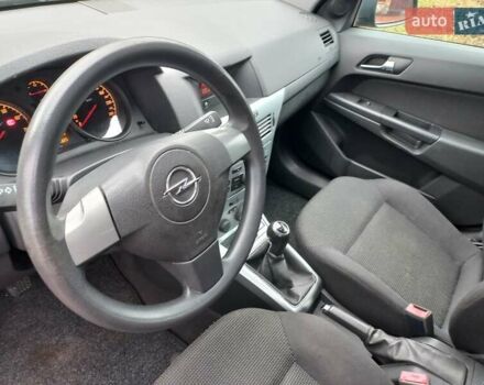 Чорний Опель Астра, об'ємом двигуна 1.8 л та пробігом 200 тис. км за 5750 $, фото 40 на Automoto.ua