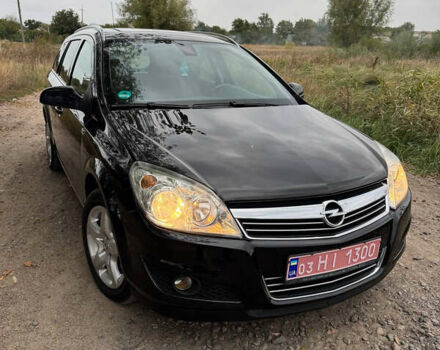 Черный Опель Астра, объемом двигателя 1.6 л и пробегом 230 тыс. км за 5750 $, фото 2 на Automoto.ua