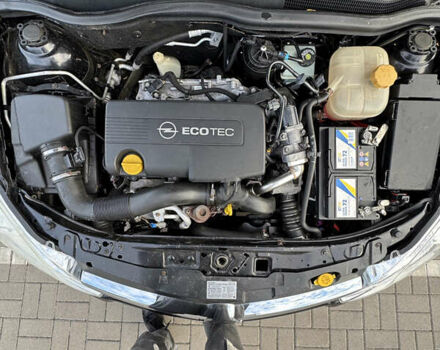 Черный Опель Астра, объемом двигателя 1.69 л и пробегом 223 тыс. км за 5900 $, фото 5 на Automoto.ua