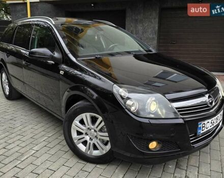 Черный Опель Астра, объемом двигателя 1.7 л и пробегом 224 тыс. км за 5599 $, фото 13 на Automoto.ua