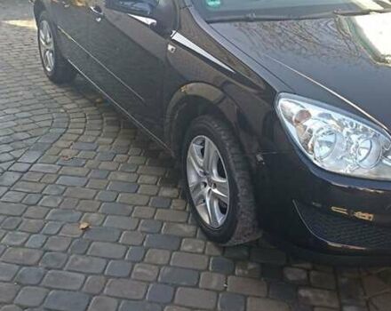 Черный Опель Астра, объемом двигателя 1.6 л и пробегом 249 тыс. км за 5650 $, фото 1 на Automoto.ua