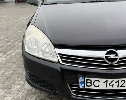 Черный Опель Астра, объемом двигателя 1.9 л и пробегом 255 тыс. км за 6200 $, фото 12 на Automoto.ua
