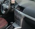 Черный Опель Астра, объемом двигателя 1.8 л и пробегом 164 тыс. км за 5500 $, фото 4 на Automoto.ua