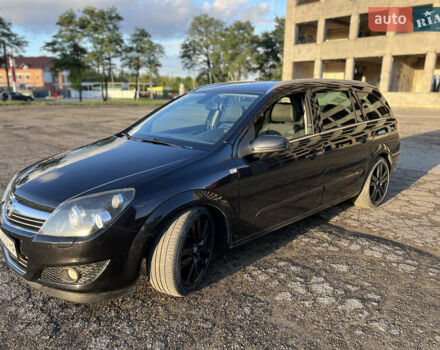 Опель Астра 2009 в Тернополе на Automoto.ua Черный Опель Астра, объемом двигателя 1.6 л и пробегом 261 тыс. км за 5600 $, фото 11 на Automoto.ua