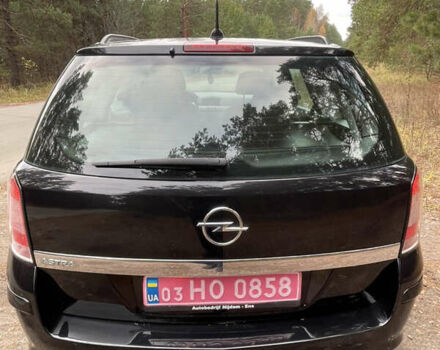 Черный Опель Астра, объемом двигателя 1.6 л и пробегом 191 тыс. км за 5999 $, фото 6 на Automoto.ua