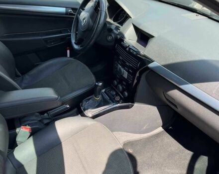 Опель Астра 2009 в Овруче на Automoto.ua Черный Опель Астра, объемом двигателя 1.7 л и пробегом 256 тыс. км за 5800 $, фото 11 на Automoto.ua