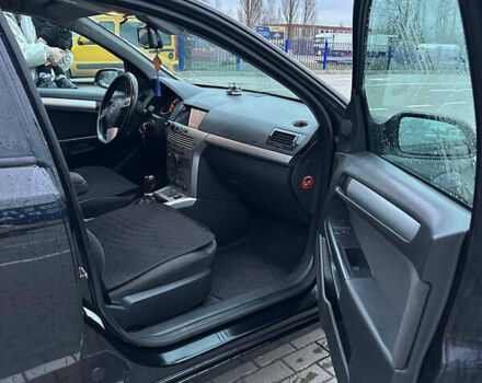 Чорний Опель Астра, об'ємом двигуна 1.7 л та пробігом 320 тис. км за 4600 $, фото 3 на Automoto.ua