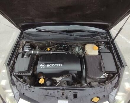 Черный Опель Астра, объемом двигателя 1.25 л и пробегом 325 тыс. км за 4699 $, фото 15 на Automoto.ua