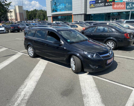 Черный Опель Астра, объемом двигателя 1.6 л и пробегом 208 тыс. км за 6050 $, фото 4 на Automoto.ua