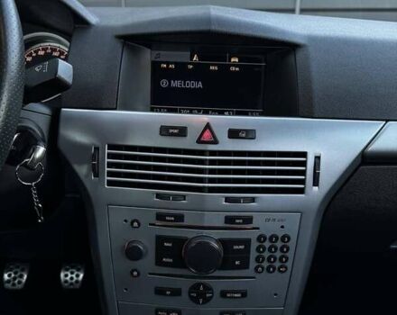 Черный Опель Астра, объемом двигателя 1.6 л и пробегом 160 тыс. км за 6200 $, фото 26 на Automoto.ua