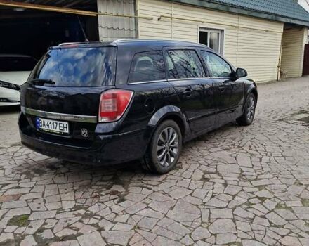 Опель Астра 2009 в Александрие на Automoto.ua Черный Опель Астра, объемом двигателя 1.6 л и пробегом 233 тыс. км за 5500 $, фото 2 на Automoto.ua