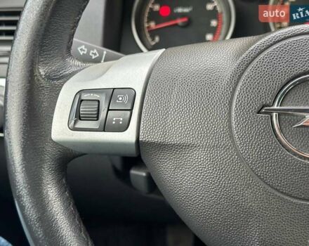 Опель Астра 2009 в Киеве на Automoto.ua Черный Опель Астра, объемом двигателя 1.6 л и пробегом 282 тыс. км за 5990 $, фото 21 на Automoto.ua