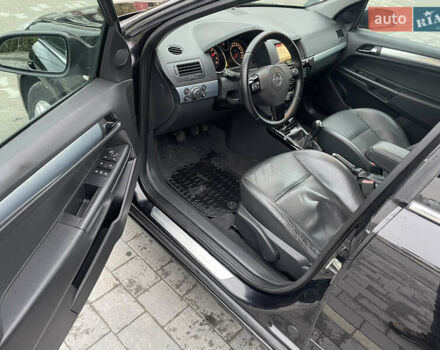 Чорний Опель Астра, об'ємом двигуна 1.6 л та пробігом 243 тис. км за 5950 $, фото 14 на Automoto.ua