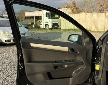 Опель Астра 2009 у Белой Церкве на Automoto.ua Чорний Опель Астра, об'ємом двигуна 1.6 л та пробігом 240 тис. км за 5900 $, фото 21 на Automoto.ua