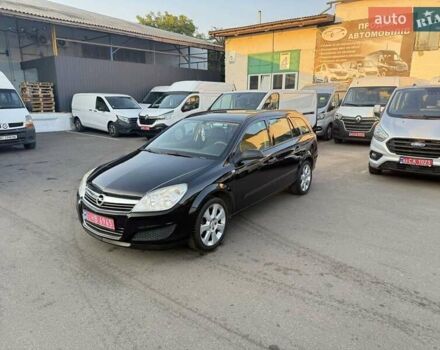 Черный Опель Астра, объемом двигателя 1.4 л и пробегом 170 тыс. км за 4900 $, фото 3 на Automoto.ua