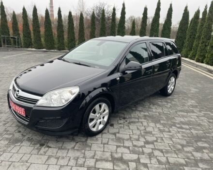 Черный Опель Астра, объемом двигателя 1.6 л и пробегом 260 тыс. км за 5550 $, фото 1 на Automoto.ua