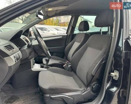 Чорний Опель Астра, об'ємом двигуна 1.6 л та пробігом 282 тис. км за 5490 $, фото 8 на Automoto.ua