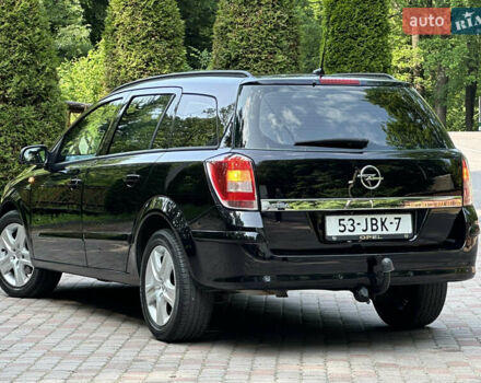 Черный Опель Астра, объемом двигателя 1.6 л и пробегом 157 тыс. км за 5499 $, фото 3 на Automoto.ua