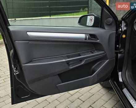 Черный Опель Астра, объемом двигателя 1.7 л и пробегом 224 тыс. км за 5650 $, фото 19 на Automoto.ua