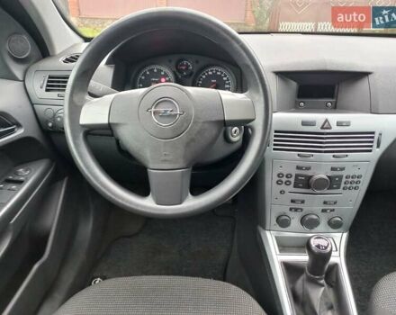 Чорний Опель Астра, об'ємом двигуна 1.8 л та пробігом 200 тис. км за 5750 $, фото 47 на Automoto.ua