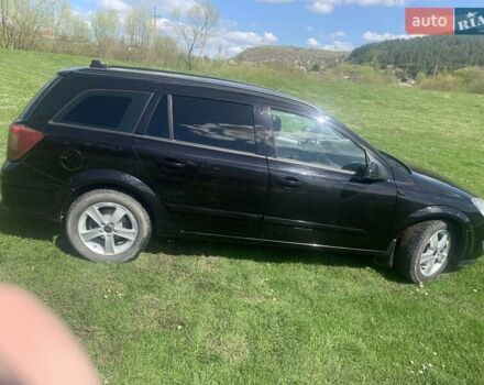 Черный Опель Астра, объемом двигателя 1.69 л и пробегом 250 тыс. км за 6500 $, фото 9 на Automoto.ua