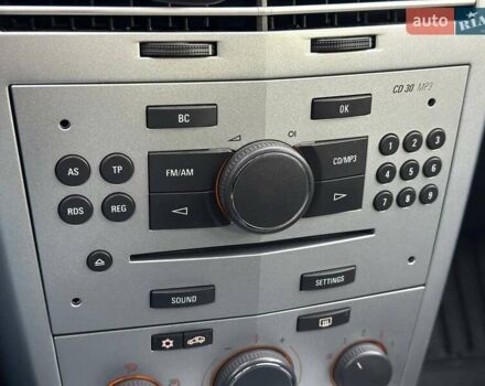 Опель Астра 2009 в Киеве на Automoto.ua Черный Опель Астра, объемом двигателя 1.6 л и пробегом 282 тыс. км за 5990 $, фото 16 на Automoto.ua