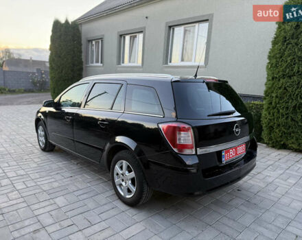 Черный Опель Астра, объемом двигателя 1.8 л и пробегом 209 тыс. км за 5500 $, фото 7 на Automoto.ua