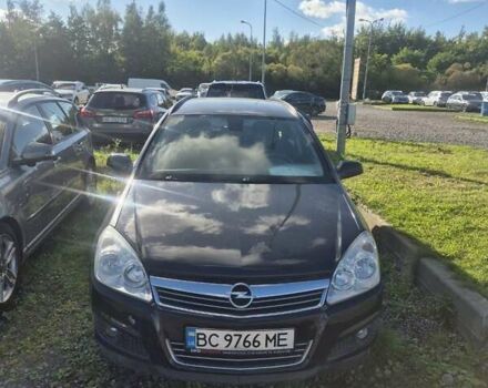Черный Опель Астра, объемом двигателя 1.6 л и пробегом 200 тыс. км за 4900 $, фото 3 на Automoto.ua