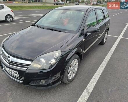 Черный Опель Астра, объемом двигателя 1.6 л и пробегом 212 тыс. км за 5200 $, фото 4 на Automoto.ua