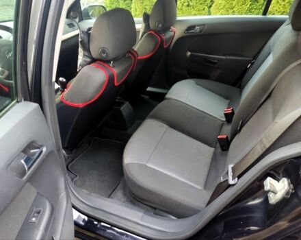 Черный Опель Астра, объемом двигателя 1.6 л и пробегом 220 тыс. км за 5800 $, фото 13 на Automoto.ua